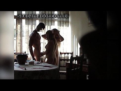 ❤️ Des amis sexuels invitent un homme géant et font un plan à trois avec lui ❤️❌ Porno vk at porn fr.watchhentai.ru ❤