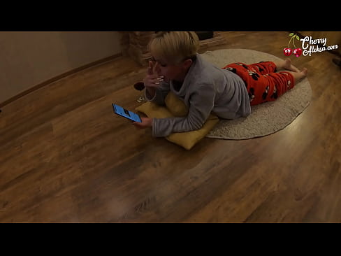 ❤️ Blonde folle suçant une énorme bite et rebondissant dessus - Sexe anal ❤️❌ Porno vk at porn fr.watchhentai.ru ❤